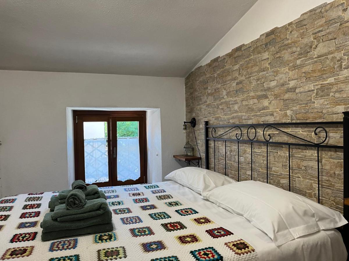 Baita Delle Rocche Rocca di Mezzo Esterno foto